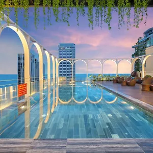 Golden Lotus Luxury - Complimentary Daily Afternoon Tea Hotel Da Nang